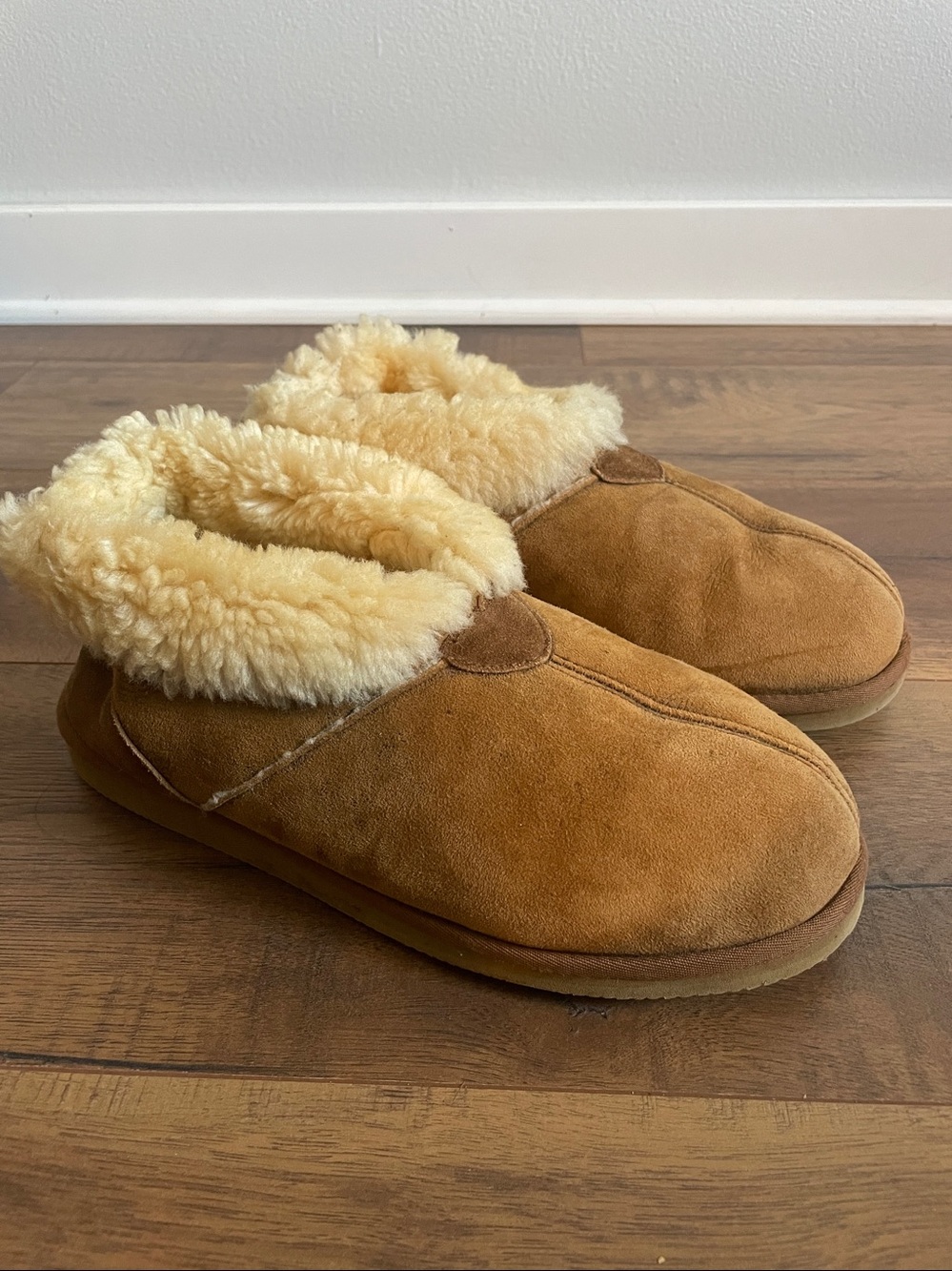 Overland Men’s Australia Sheepskin Slippers Size 10